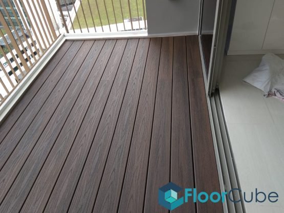 7 Factors To Consider When Choosing the Best Balcony Decking in ...